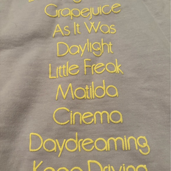 Harry styles Harry’s house lavender sweatshirt merch - Picture 3 of 4